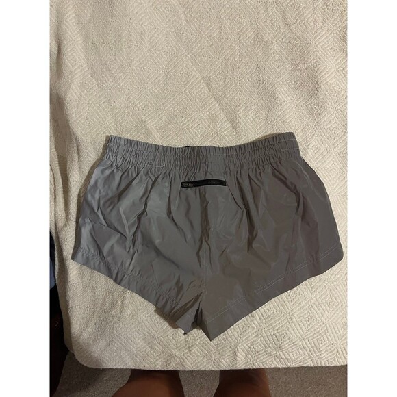 Womens reflective athletic shorts - Picture 5 of 6